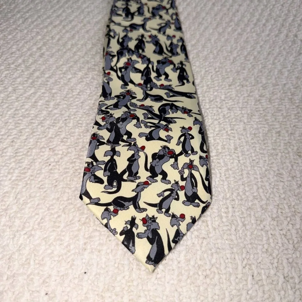 2/$30 Mercedes Silvester the Cat Tie